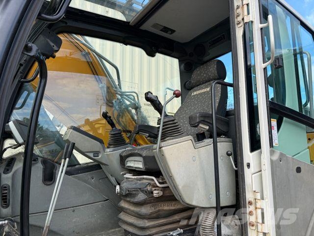 Liebherr R922LC / 2015 BJ / 6.296 H / MS21 Kāpurķēžu ekskavatori