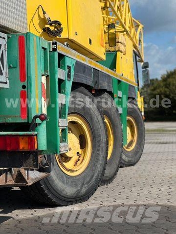 Liebherr UTM 735 mit LTM 1055/1 + 16m JIB Kranen voor alle terreinen