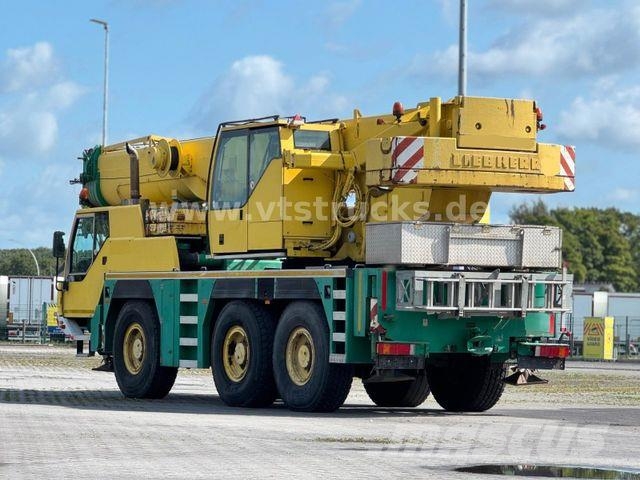 Liebherr UTM 735 mit LTM 1055/1 + 16m JIB Kranen voor alle terreinen