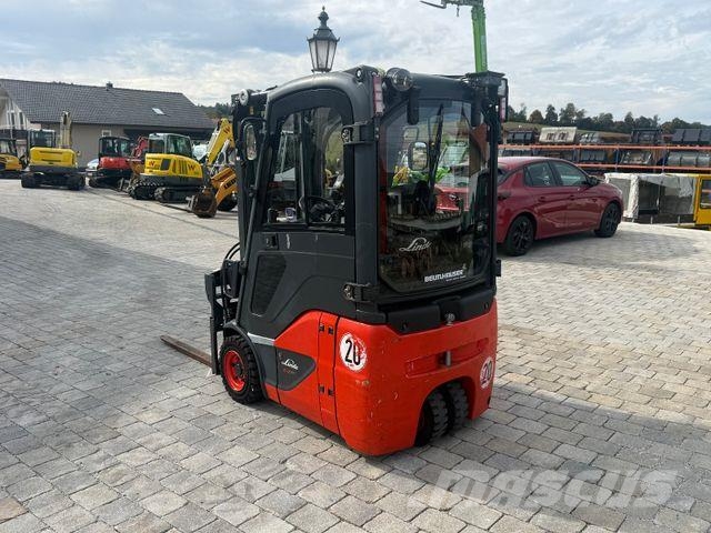 Linde E12-02 Freihub, Zinkenverstellung,Seitenschieber Elektrische heftrucks