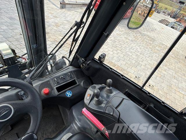 Linde E12-02 Freihub, Zinkenverstellung,Seitenschieber Elektrische heftrucks