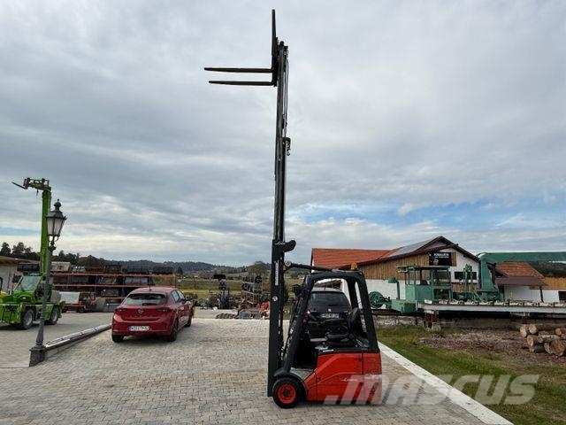 Linde E15-01 Hubhöhe 5,5m, Seitenschieber Elektrostapler