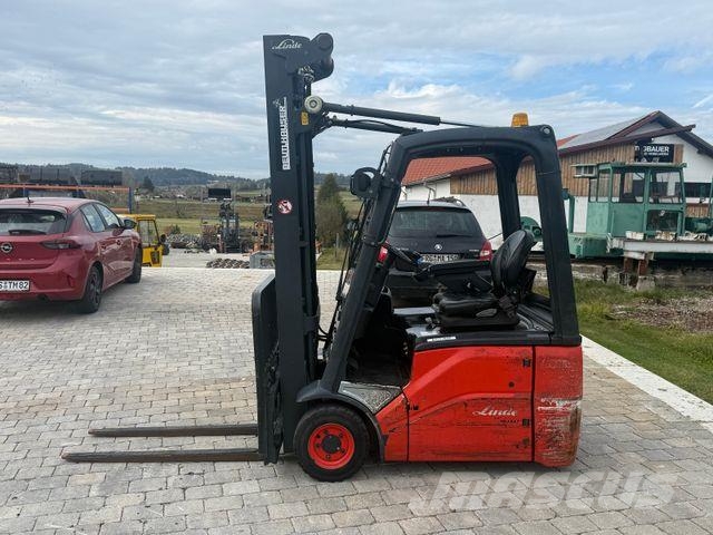 Linde E15-01 Hubhöhe 5,5m, Seitenschieber Elektrostapler