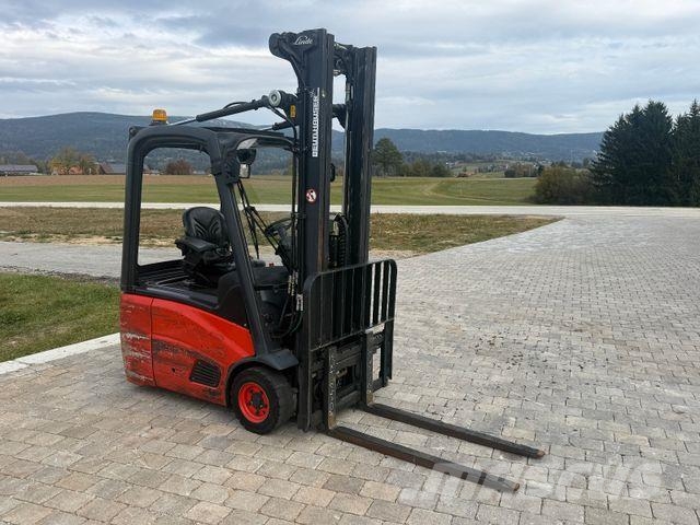 Linde E15-01 Hubhöhe 5,5m, Seitenschieber Elektrostapler