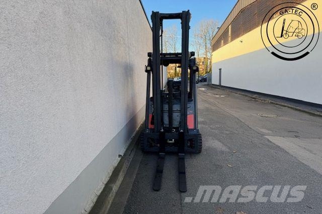 Linde E18PH شاحنات ذات رافعات شوكية تعمل بالكهرباء