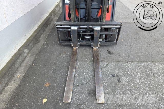 Linde E20PH شاحنات ذات رافعات شوكية تعمل بالكهرباء