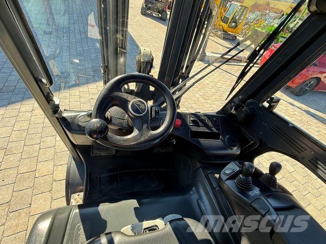 Linde E30-01 Elektrostapler
