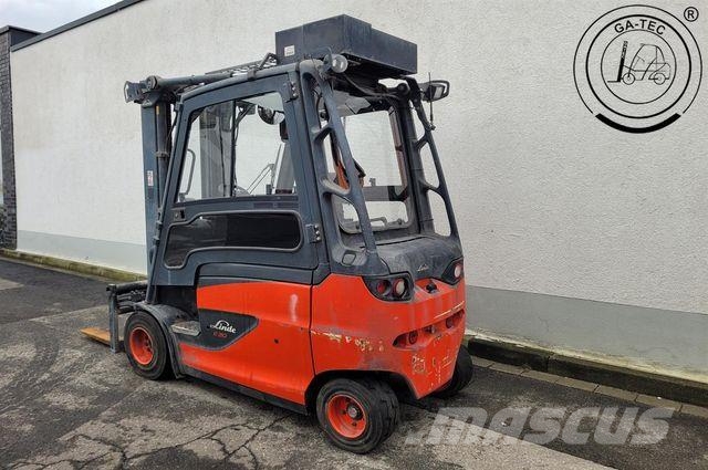 Linde E30/600L Električni viličari
