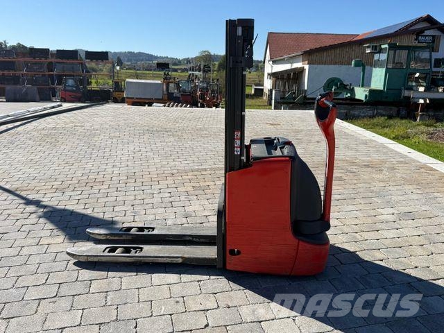 Linde L12 I Visokopodizni komisioni viličar