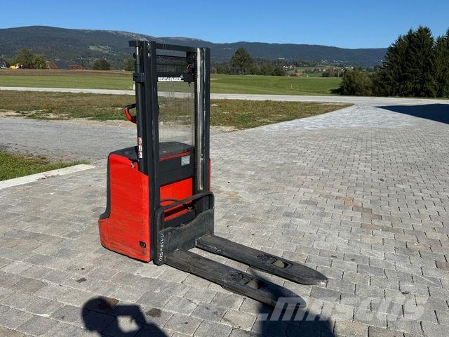 Linde L12 I Visokopodizni komisioni viličar