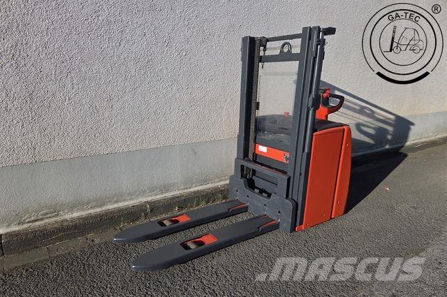Linde L14 Recogepedidos de gran altura