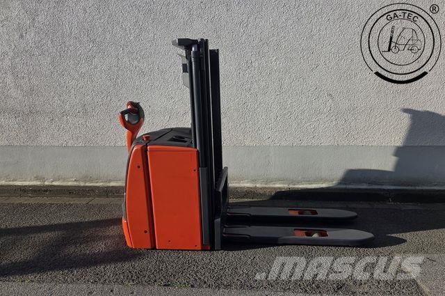 Linde L14 Recogepedidos de gran altura