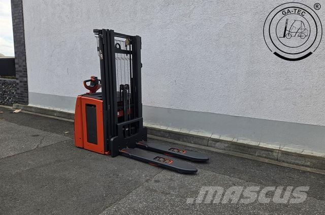 Linde L16i Korkeakeräilytrukit
