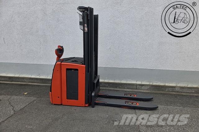Linde L16i Korkeakeräilytrukit