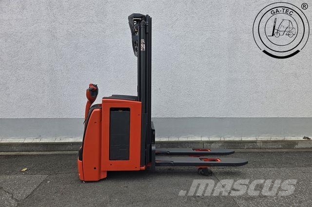 Linde L16i Korkeakeräilytrukit