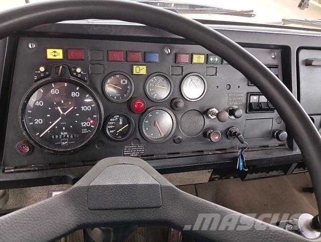 Magirus Deutz 320D19 FA 4x4 Blatt Schalter 3-Seiten Kipper Bañeras basculantes usadas