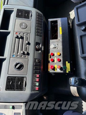 MAN 10.153 4X4 ALLRAD FEUERWEHR Otros camiones