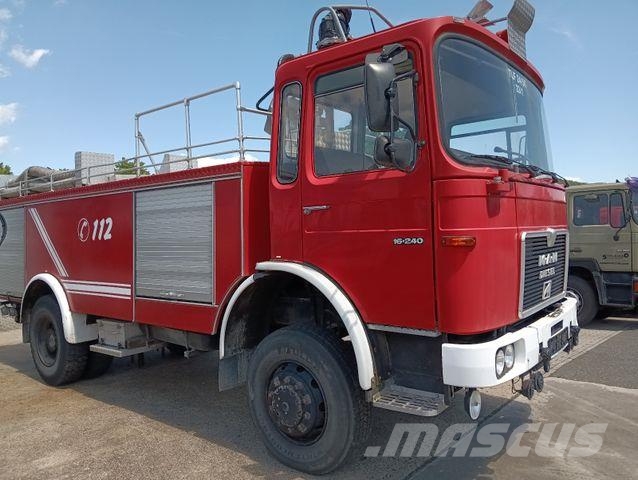 MAN 16:240 FAK 4x4 Blatt orig.57tkm 5000L Tank Pumpe Saug- und Druckwagen
