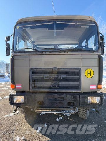 MAN 19.281 4X4 FAHRSCHULE 128000 KILOMETER ERSTER AT Camión con caja abierta