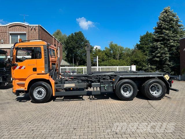 MAN 26.400 TGA Abroller 6x4 Winterdienst Koukkulava kuorma-autot