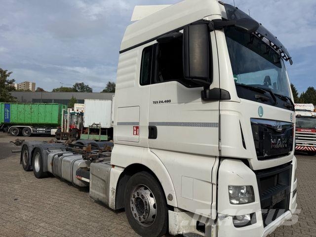 MAN 26.480 Tgx mit Standklima Jumbo 883 T 2 Kupplg. Tovornjaki-šasije