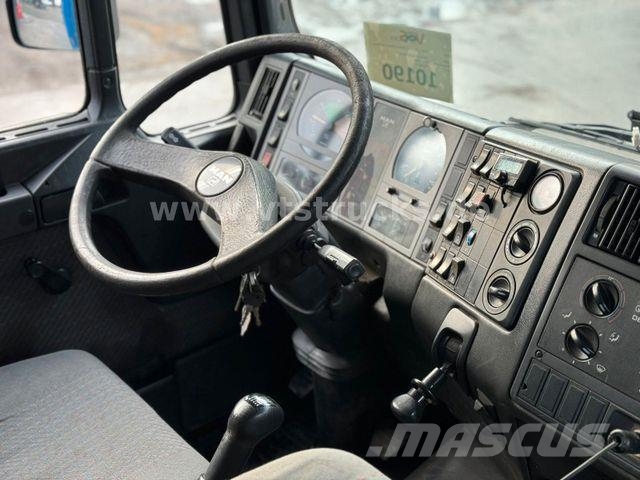 MAN 27.403 6x6 Pritsche + HIAB-Ladekran 平ボディー