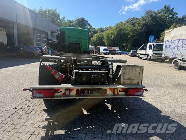 MAN 35.440. 8x4 org 335 Tkm mit Nebenantrieb Scheckh Camiones chasis