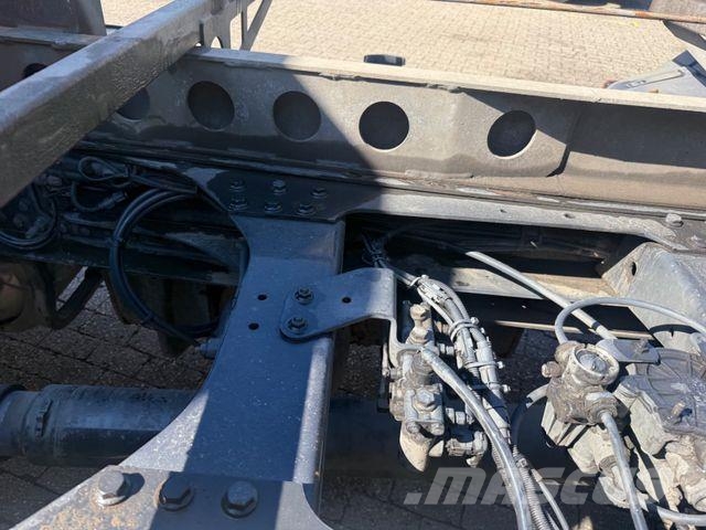 MAN 35.440. 8x4 org 335 Tkm mit Nebenantrieb Scheckh Camiones chasis