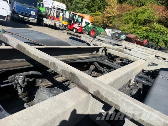 MAN 35.440. 8x4 org 335 Tkm mit Nebenantrieb Scheckh Camiones chasis