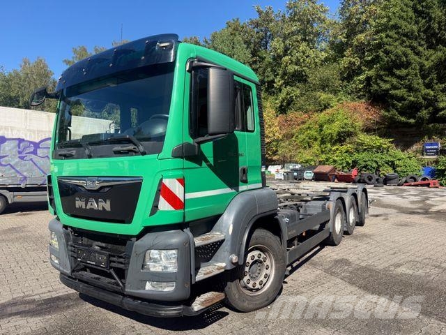 MAN 35.440. 8x4 org 335 Tkm mit Nebenantrieb Scheckh Camiones chasis