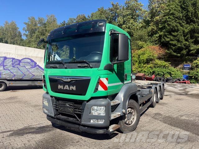 MAN 35.440. 8x4 org 335 Tkm mit Nebenantrieb Scheckh Camiones chasis