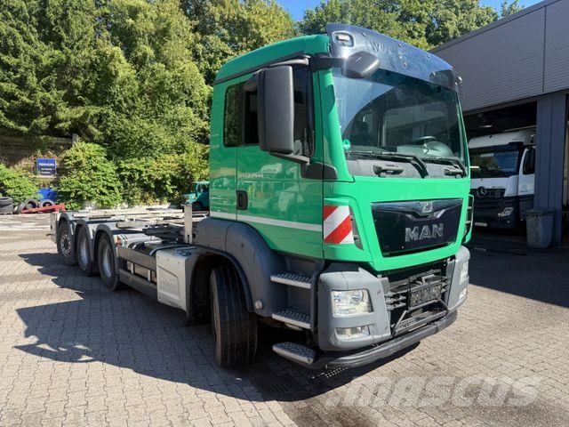 MAN 35.440. 8x4 org 335 Tkm mit Nebenantrieb Scheckh Camiones chasis