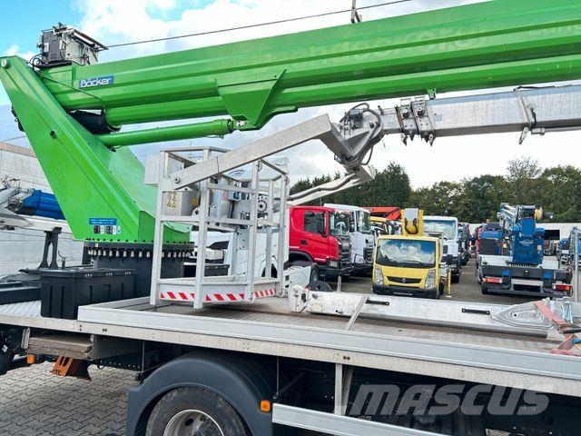 MAN 7.180 mit Böcker Dachdeckerkran bis 37 m 37-4000 Kranwagen