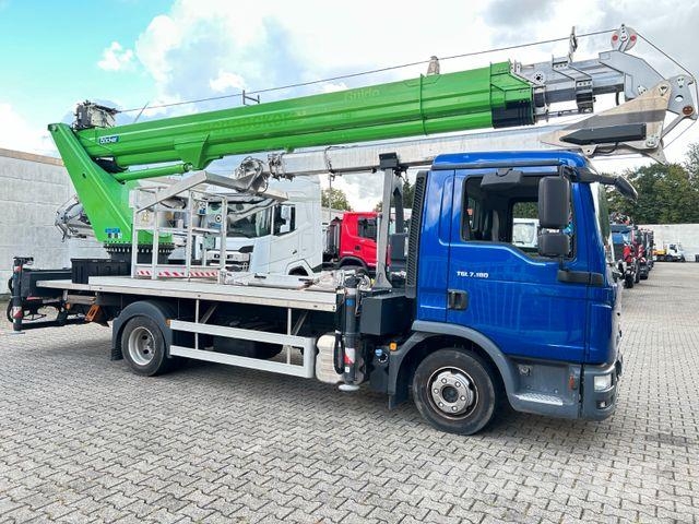 MAN 7.180 mit Böcker Dachdeckerkran bis 37 m 37-4000 Kranwagen