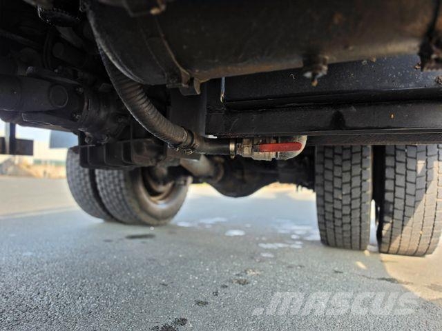 MAN 8.224 4x4 Palfinger Camiones grúa