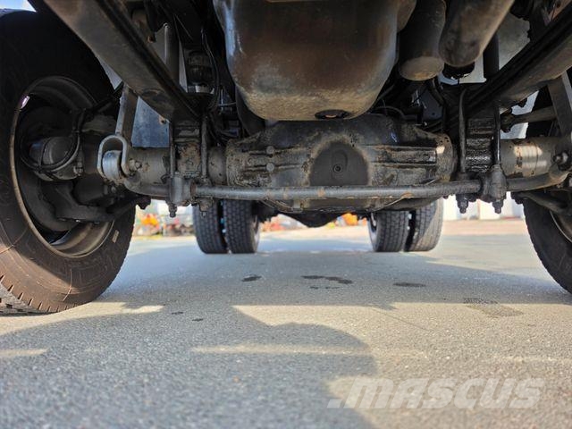 MAN 8.224 4x4 Palfinger Camiones grúa