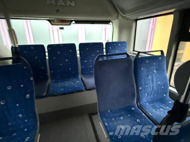 MAN A 21 Fahrerplatz KLIMA 1. Hand 530 EEV Medzimestské autobusy