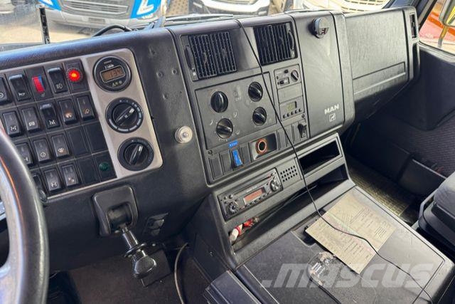 MAN F2000 19.464 4x4 Hiab 166-4 Smagās mašīnas ar celtni