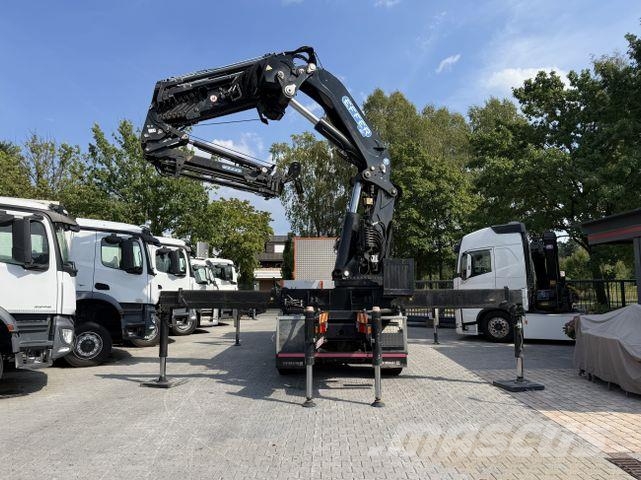 MAN F2000 28.414 6X4 Effer 685 Montagekran 33 Meter Camiones grúa