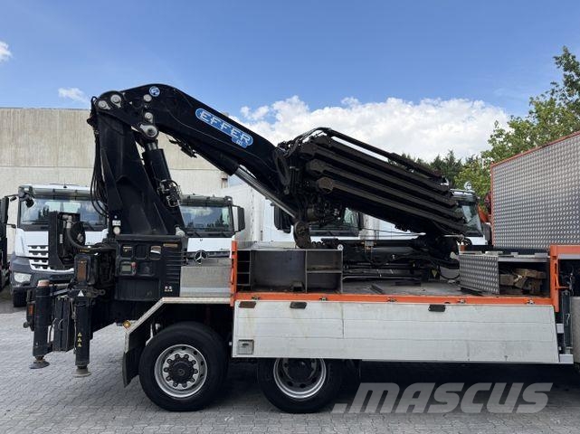 MAN F2000 28.414 6X4 Effer 685 Montagekran 33 Meter Camiones grúa