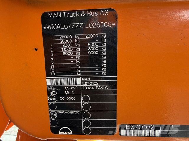 MAN F2000 28.414 6X4 Effer 685 Montagekran 33 Meter Camiones grúa