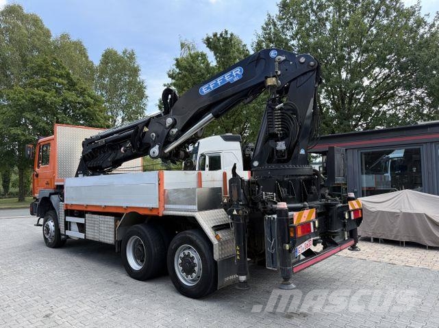 MAN F2000 28.414 6X4 Effer 685 Montagekran 33 Meter Camiones grúa