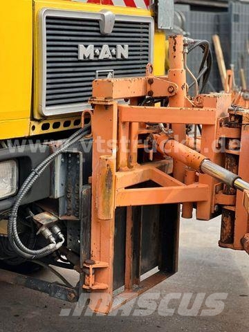 MAN F8 Winterdienst Räumschild Tankbilar