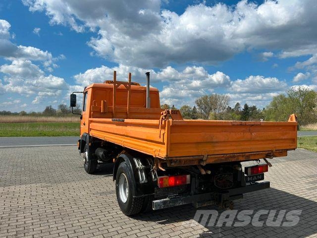 MAN L 2000 Tipper trucks