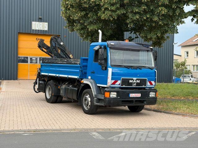 MAN L82 - 15.220 - 279 Tkm - Kipper - Kran Truck mounted cranes