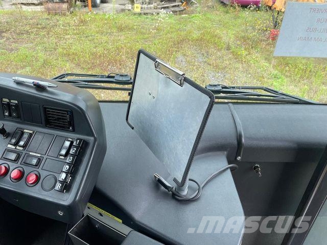 MAN MIDI A 76 35 NM 223 KLIMA 252.037 km CH Bus Intercity bus