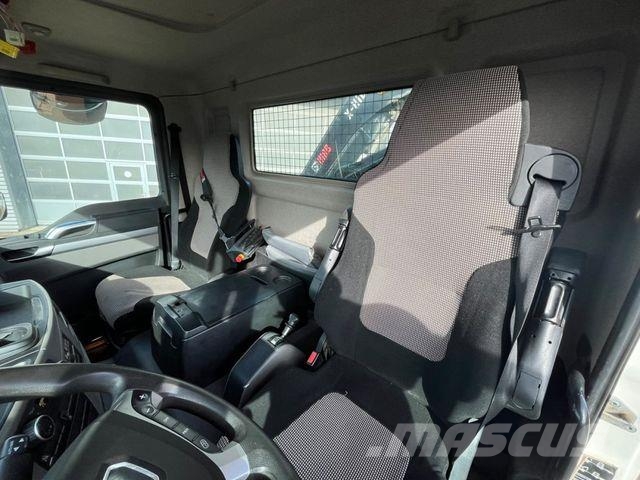 MAN TG-M 18.320 4x2 2-Achs Kipper Kran Hiab 118X-HID Billenő teherautók