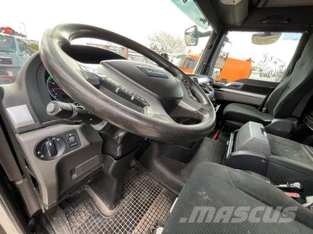 MAN TG-X 26.440 6x2 Pritsche Kran Hiab 422+ Funk Crane trucks