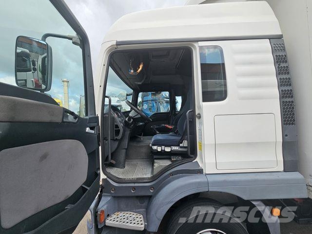 MAN TGA 15. 280 * KOFFER MIT SCHLAFKABINE & ANHÄNG Camiones con caja de remolque