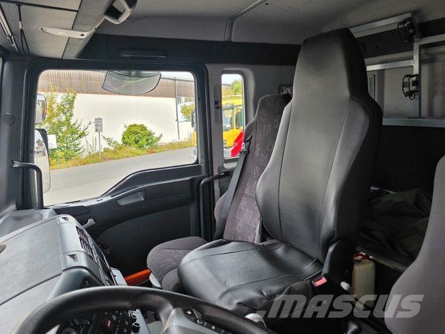 MAN TGA 18.360 4x4 BB 3 Sitze Schalter Expedition Camión con caja abierta